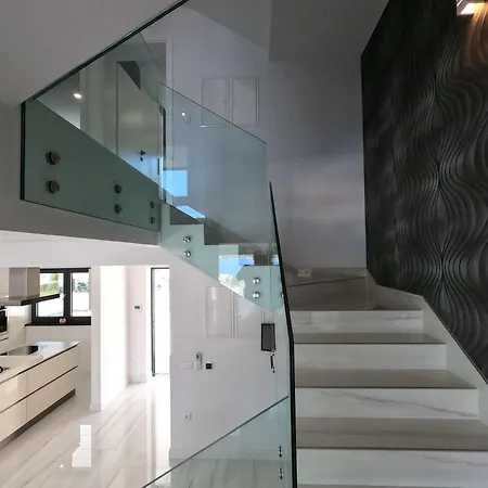 Luxury Sea & Mountain View One With Private Pool & Jacuzzi Feriehus