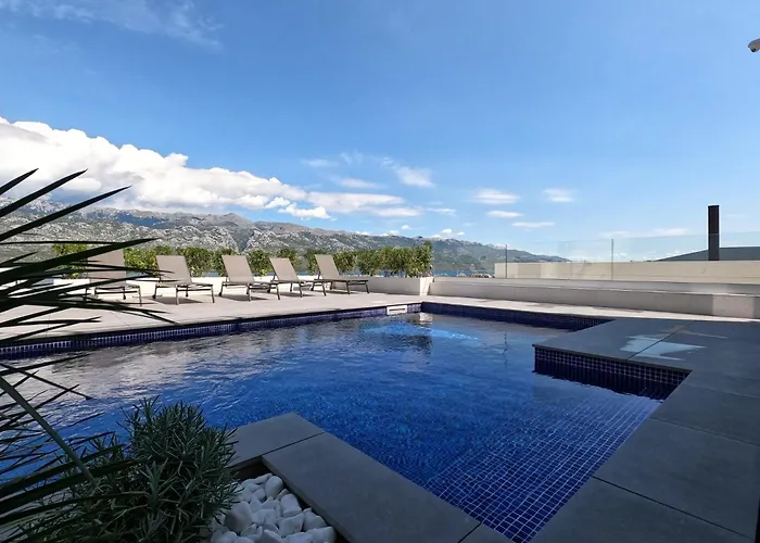 Luxury Sea & Mountain View One With Private Pool & Jacuzzi Nyaraló