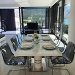 Luxury Sea & Mountain View One With Private Pool & Jacuzzi Σπίτι διακοπών Vinjerac