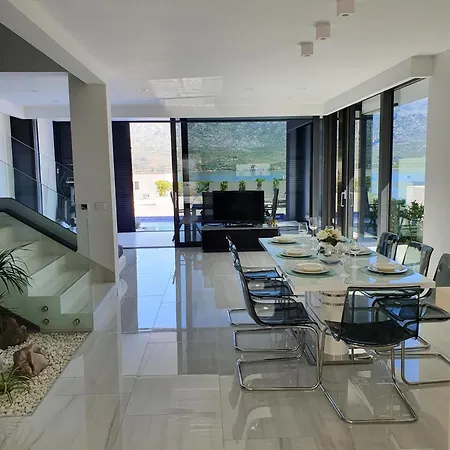 Luxury Sea & Mountain View One With Private Pool & Jacuzzi