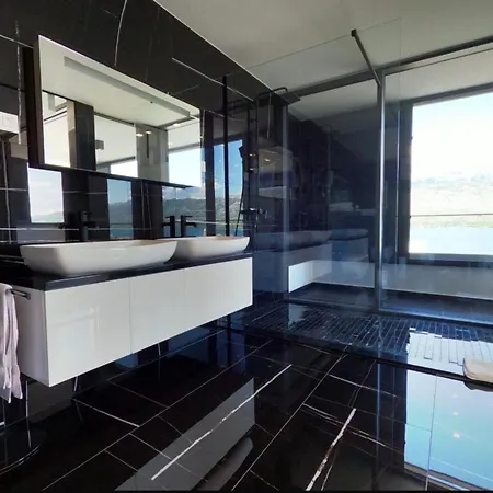 Luxury Sea & Mountain View One With Private Pool & Jacuzzi *