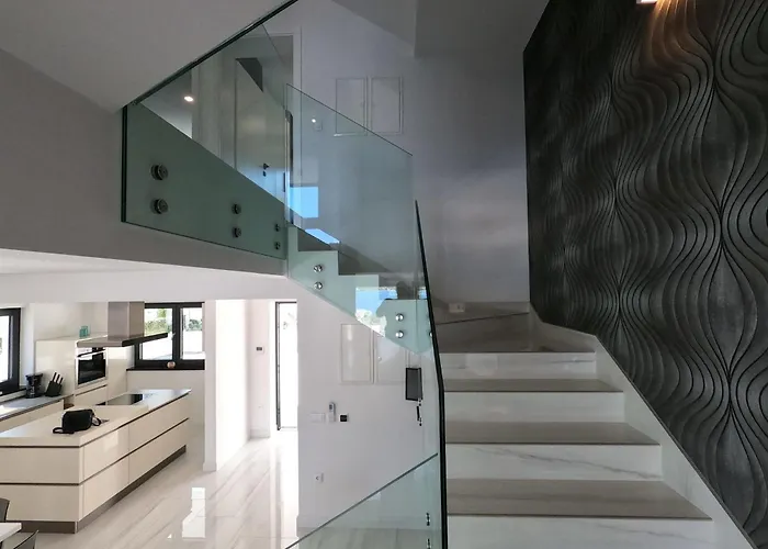 Luxury Sea & Mountain View One With Private Pool & Jacuzzi Дом отдыха