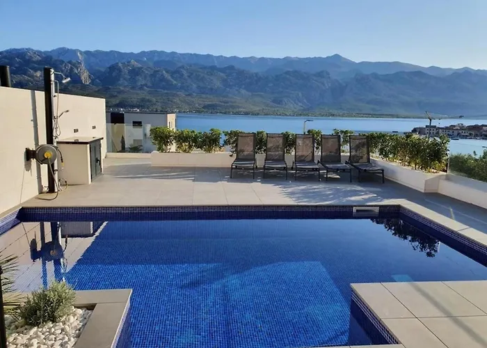 Luxury Sea & Mountain View One With Private Pool & Jacuzzi Дом отдыха Виньерац