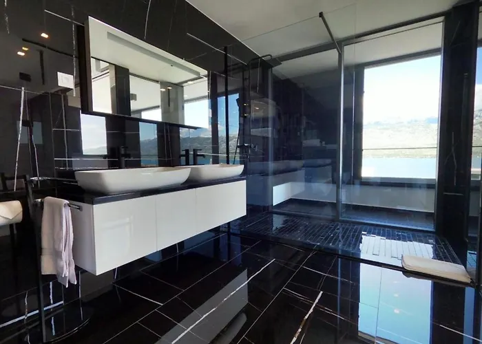 Luxury Sea & Mountain View One With Private Pool & Jacuzzi *